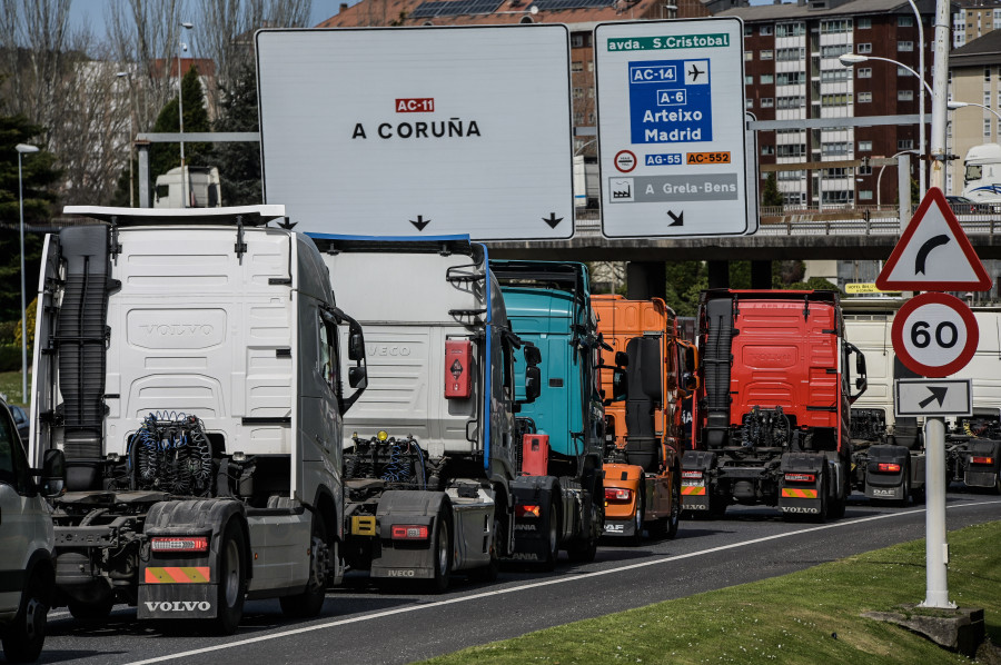 El Gobierno ofrece 500 millones para abaratar el gasóleo a los transportistas