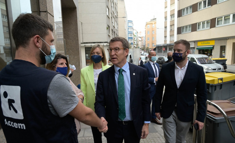 Feijóo cifra en torno a un millar los refugiados de Ucrania que ya acoge Galicia