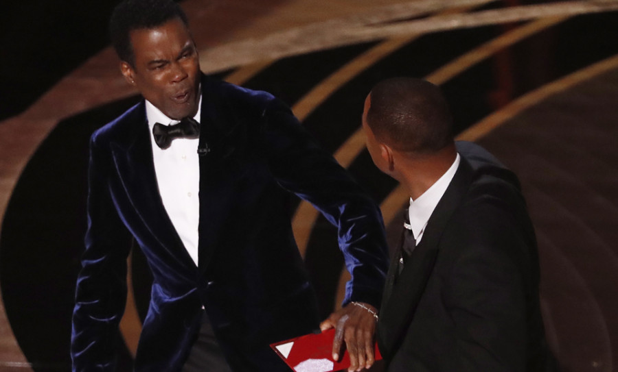 Will Smith pide disculpas a Chris Rock: "Me siento como un mierda"