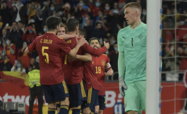 España se da un festín a costa de Islandia