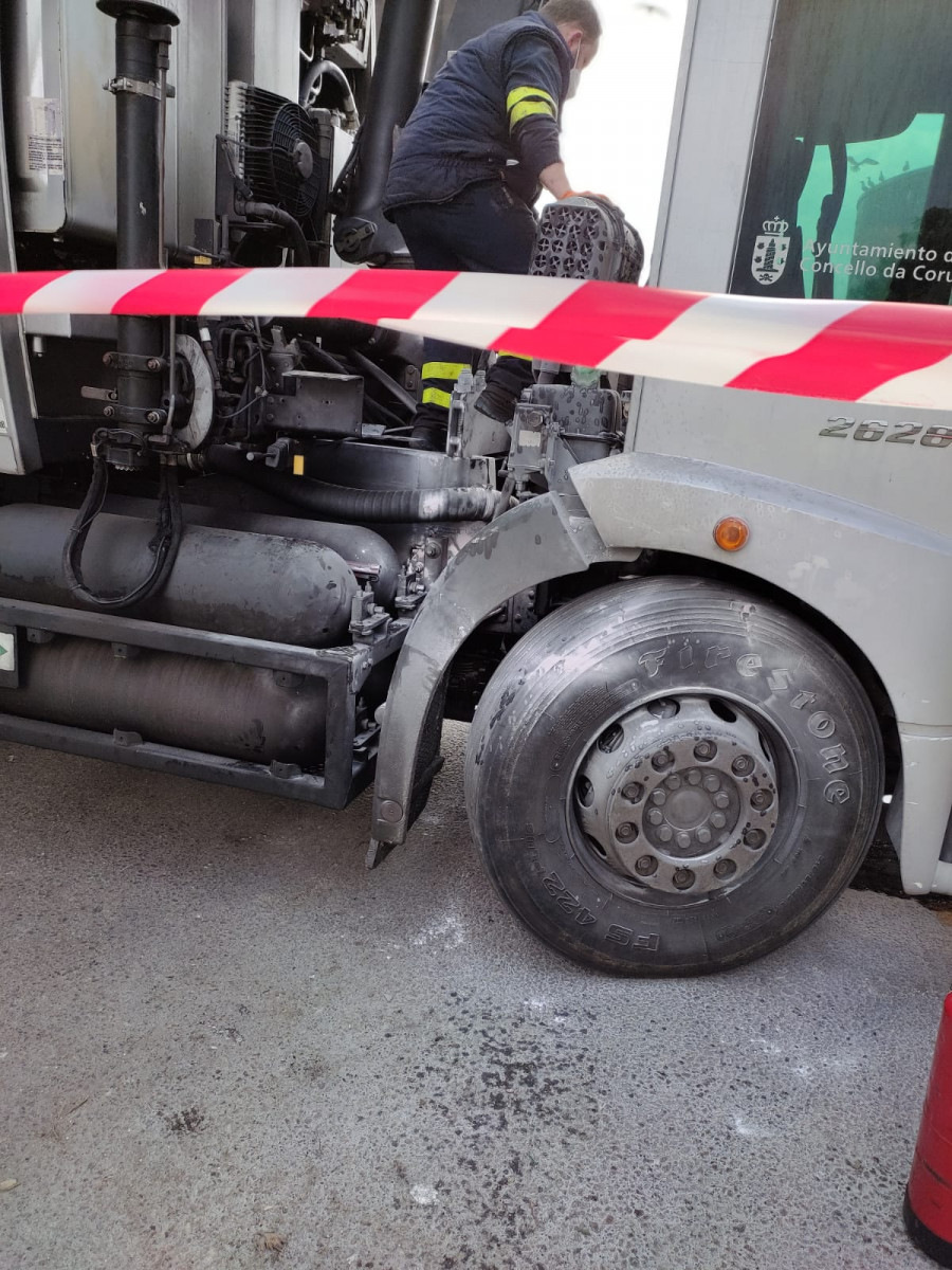 Arde un camión en la planta de reciclaje de A Coruña