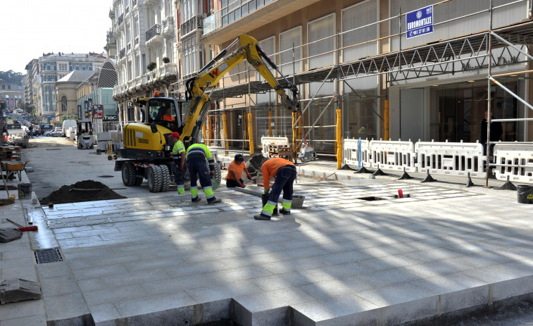 Las obras de la calle de Compostela se retoman tras una semana de paralización
