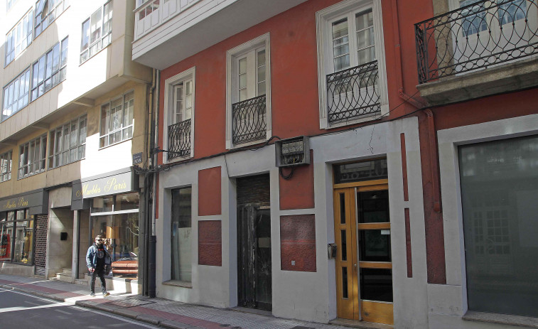 La Sareb se hace con varios pisos en la calle del Orzán en una subasta