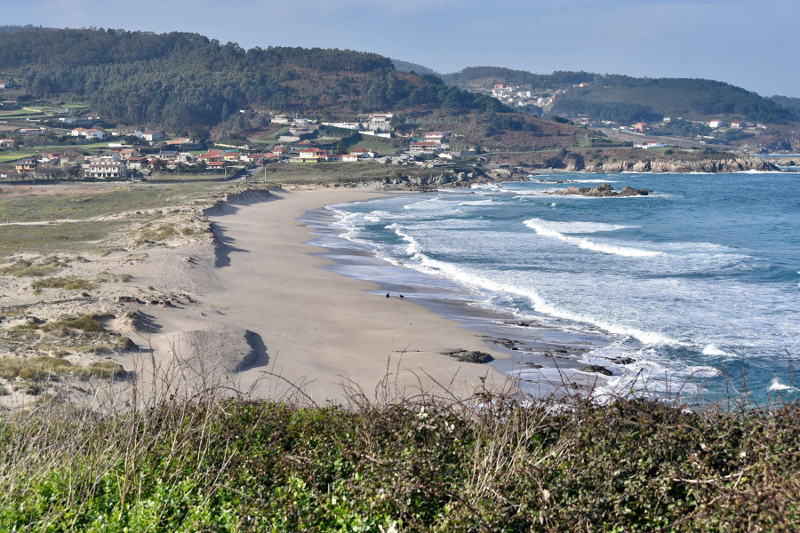 Alternativa dos Veciños de Arteixo pide soluciones para el mal estado de las playas de Suevos y Barrañán