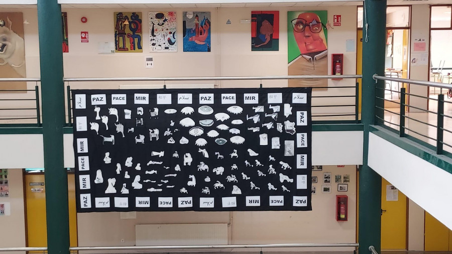El Afonso X de Cambre impulsa el Proyecto Guernica clamando por la paz en el mundo