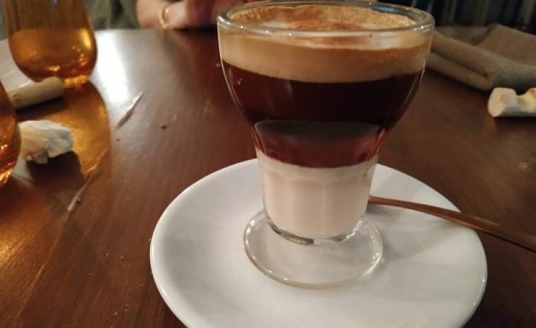 Un estudio revela que la pausa para el café en la oficina influye en la productividad y el estado anímico