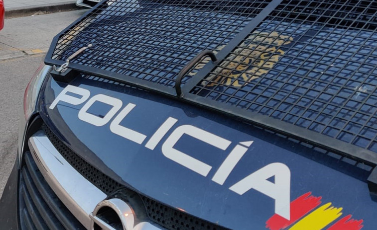 Detenido en Santiago un hombre por un robo con violencia a una mujer, que precisa asistencia sanitaria