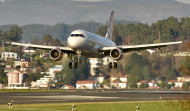 Alvedro corre peligro de caer a registros de 2012 si no se acepta la base de Volotea