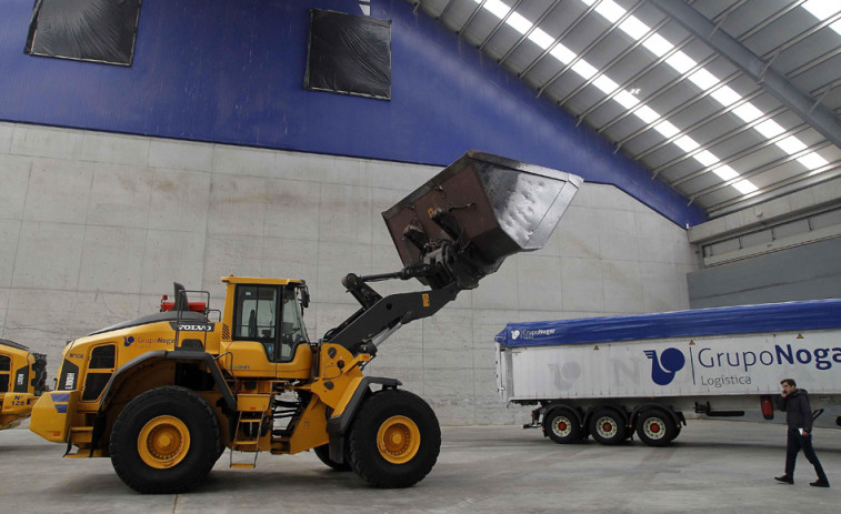 La compañía Galigrain pone en marcha la primera terminal de graneles líquidos de Langosteira