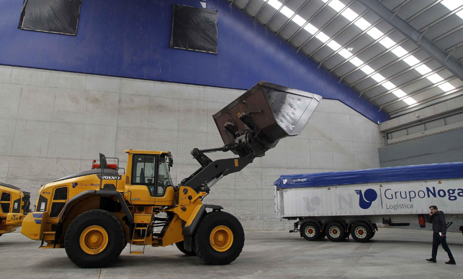 La compañía Galigrain pone en marcha la primera terminal de graneles líquidos de Langosteira