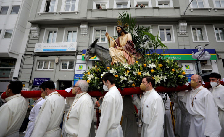 El Domingo de Ramos vuelve a ver desfilar a La Borriquilla tras dos años sin poder salir por la pandemia