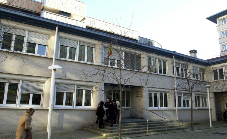 Condenado a dos años un joven por abusar sexualmente de una menor de 12 años en Ferrol