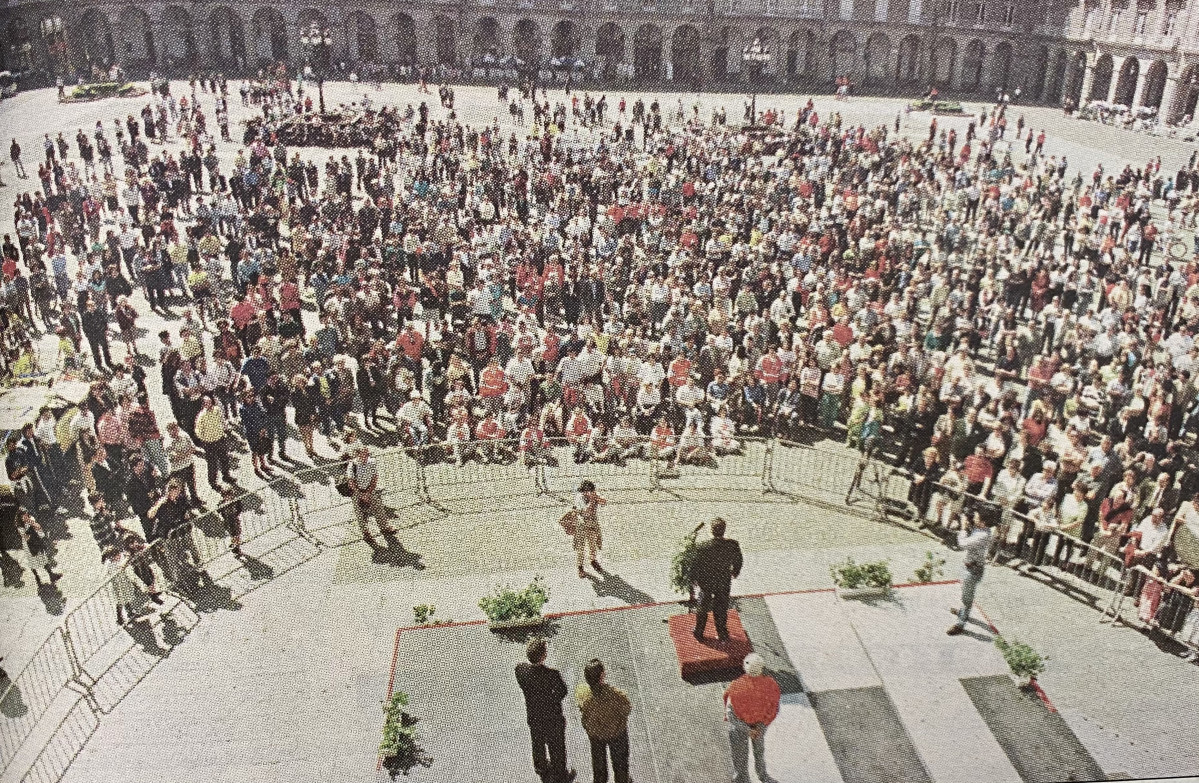 Manifestaciu00f3n por la liberaciu00f3n de Ortega Lara y Delclaux en Maru00eda Pita 1997