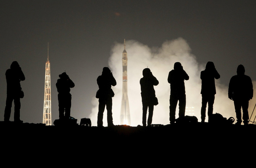 La Agencia Espacial Europea también suspende su cooperación lunar con Rusia