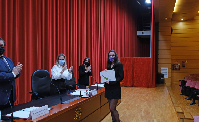 Cuatro mujeres reciben el premio Valedora do Pobo por sus trabajos sobre igualdad de género