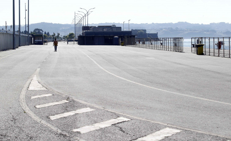 El acuerdo sobre los nuevos usos de los muelles de A Coruña lleva paralizado seis meses