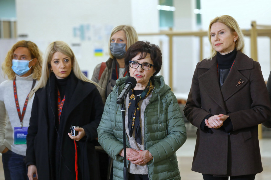 Meritxell Batet visita a refugiados ucranianos en Polonia