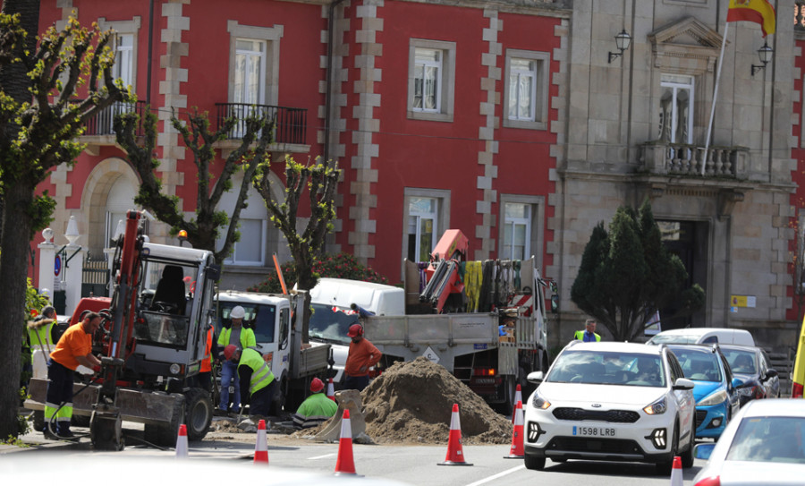 Un corte en la avenida del Puerto pone el centro al borde del colapso durante varias horas