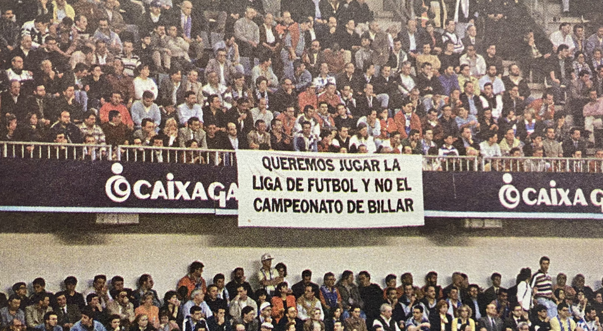 Riazor en 1997, pancarta