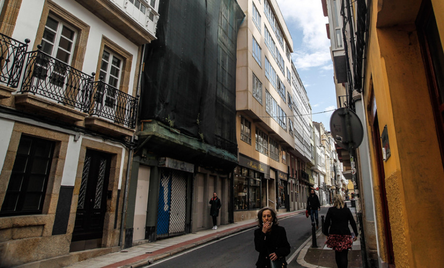 A Coruña tiene 40 edificios en venta para reformar a 1.300 euros el metro cuadrado