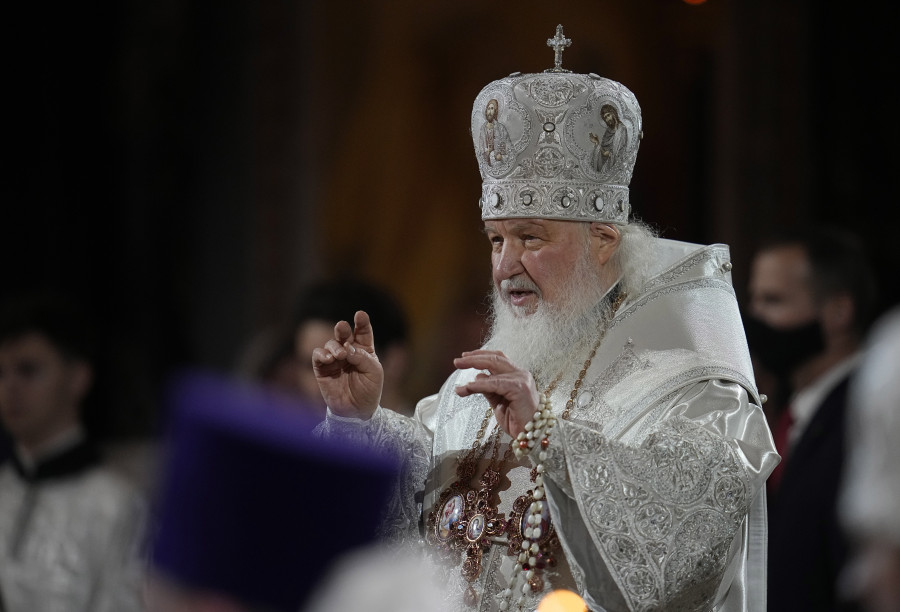 El papa pide al patriarca ortodoxo ruso defender la paz en Ucrania