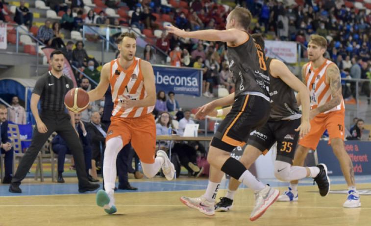 El Leyma Basquet Coruña suda el pasaporte para los playoffs