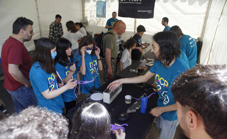 Los experimentos científicos y la diversión vuelven reinar en el parque de Santa Margarita