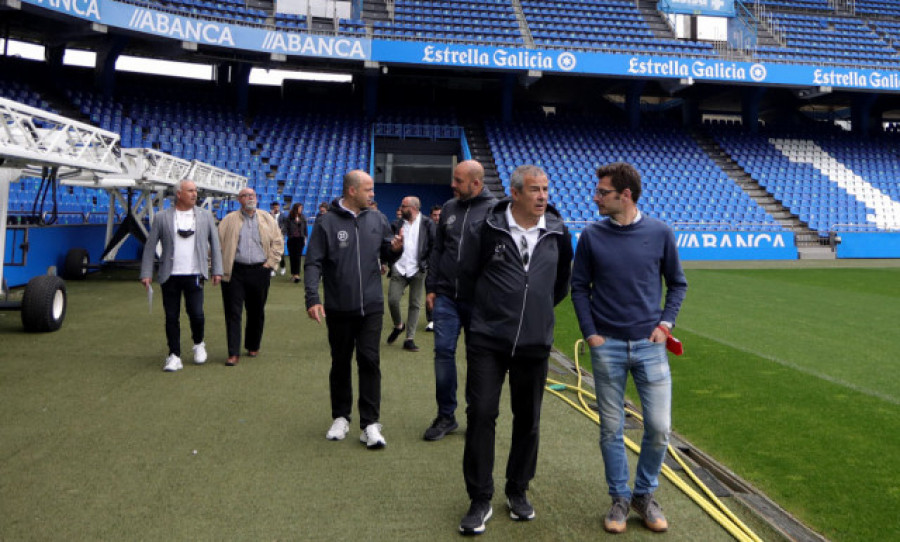 Riazor pasa la ‘ITV’, la Federación examinó el campo blanquiazul