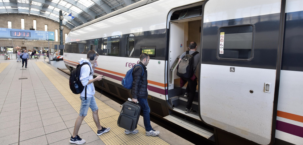 Renfe pone a la venta los billetes para viajar con los descuentos del Verano Joven