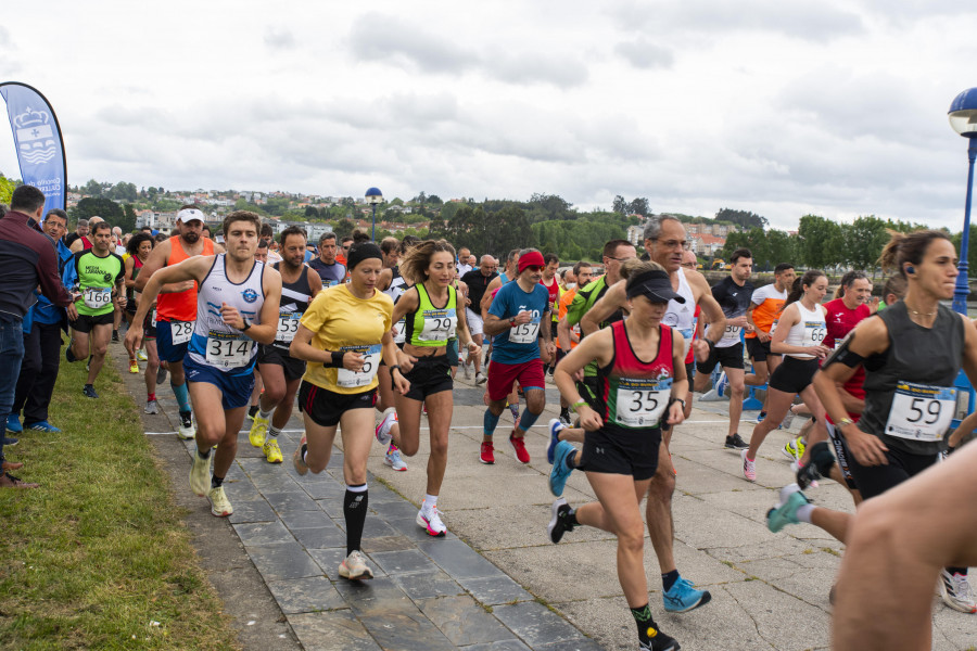 Más de medio millar de “runners” se unen a la Carreira pola Ría do Burgo