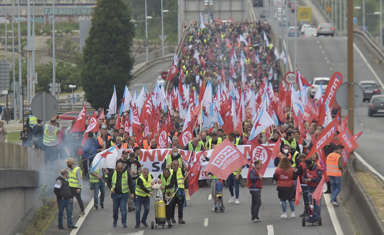 El metal convoca a 1.400 personas en su marcha por Alfonso Molina
