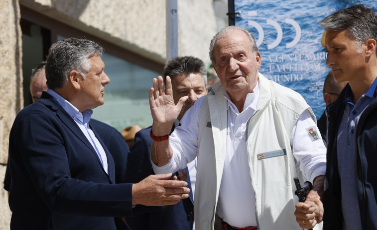 El rey Juan Carlos reaparece en el Náutico de Sanxenxo