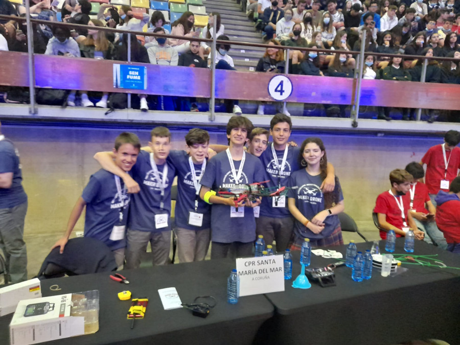 Santa María del Mar gana el concurso Maker Drone en A Coruña