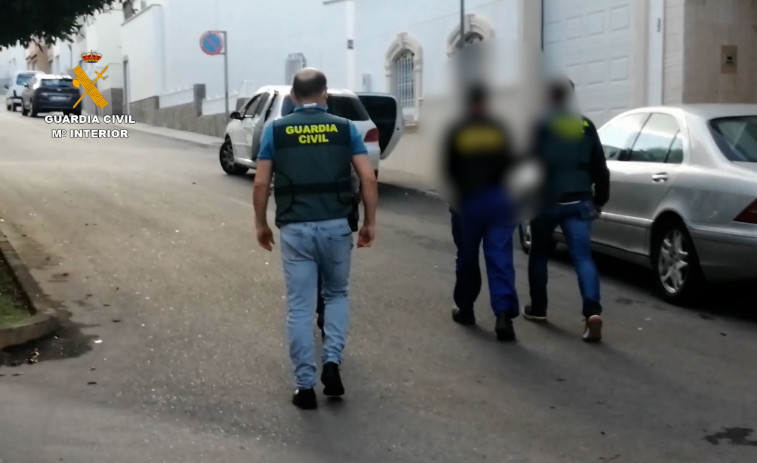 Detenido por más de 40 abusos sexuales un hombre que se hacía pasar por menor