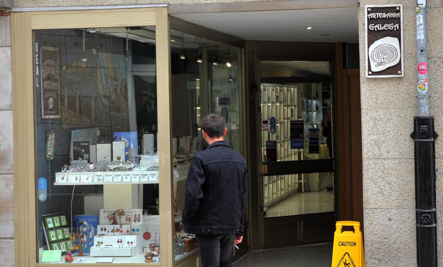 Un local de artesanía de la calle Real sufre el robo más cuantioso en A Coruña en  lo que va de 2022