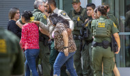 Un estudiante mata a varios niños y a un profesor en un colegio de Texas