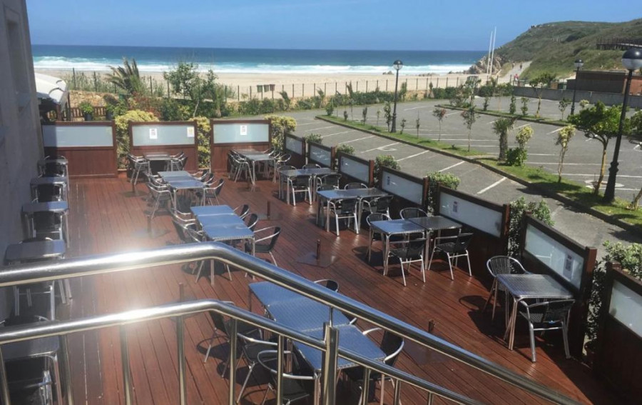 Restaurante Balcobo, uno de los establecimientos de la comarca de A Coruña con mejores vistas a la playa