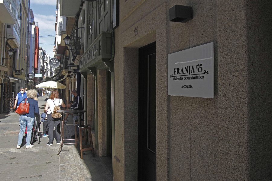 Rueda advierte del peligro de las tasas turísticas