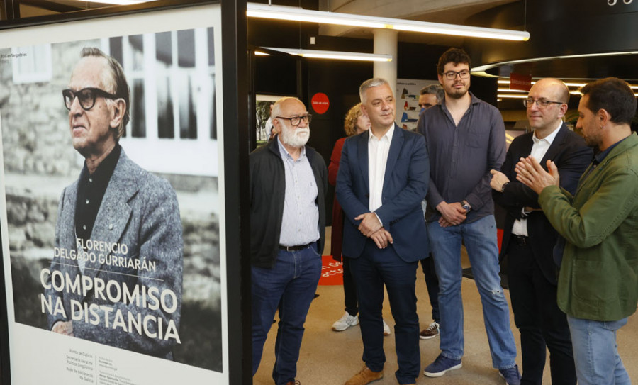 La exposición "Compromiso na Distancia" recala en Santiago