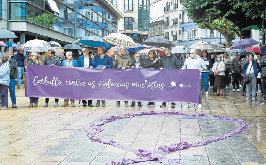 Carballo y toda la comarca expresan su apoyo a la víctima de la agresión machista