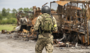 Zelenski reconoce que Ucrania pierde entre 60 y 100 soldados por día