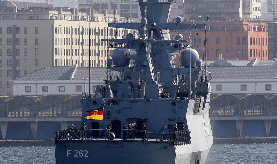 OTAN y barcos de guerra o defensa