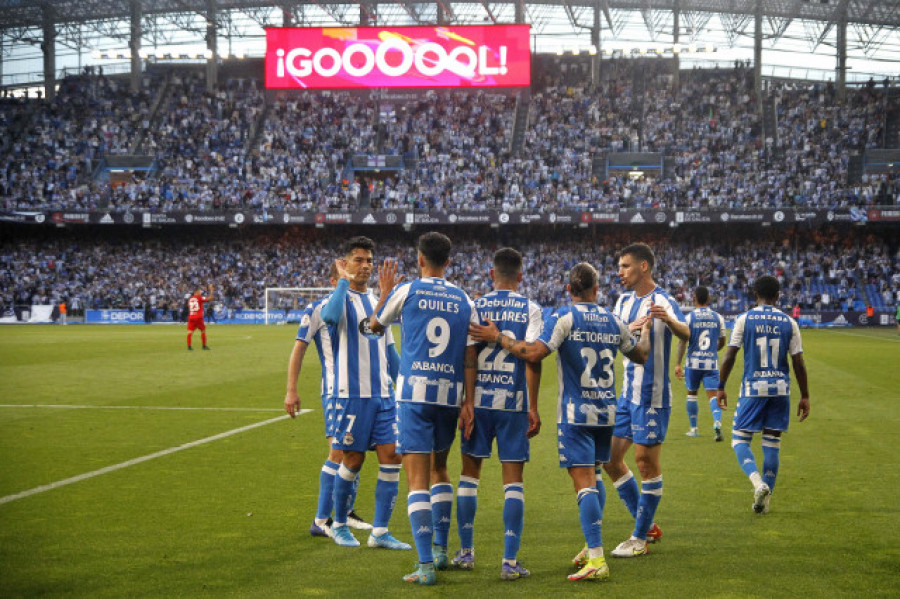 El Deportivo fulmina a un Linares atrevido