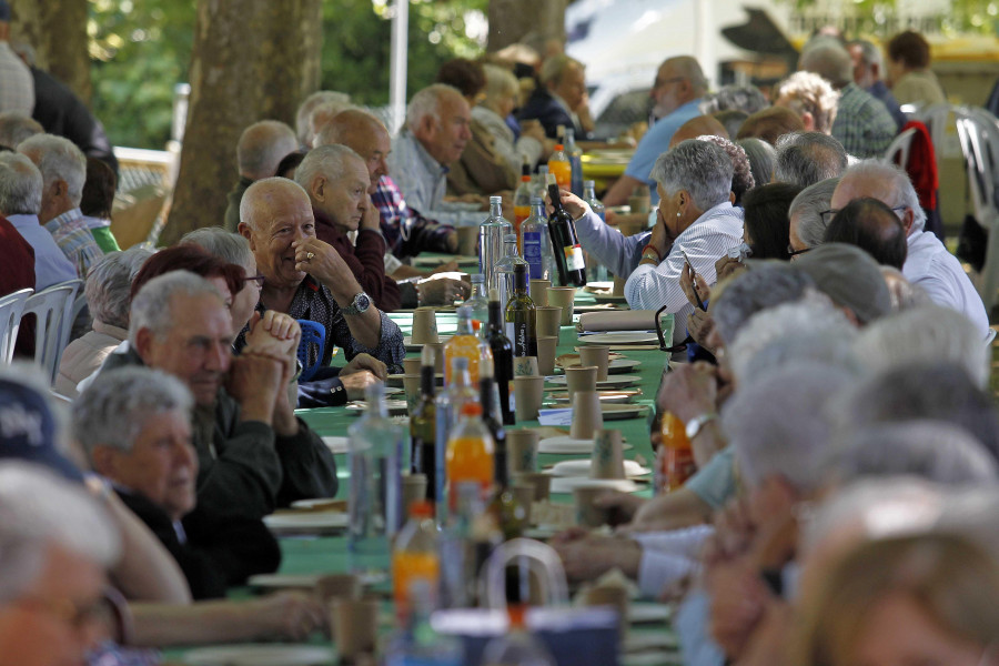 Más de 1.100 personas se dieron cita en la Romaría das Merendiñas