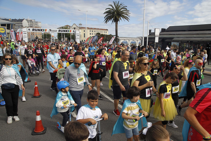 El Corte Inglés de A Coruña entrega los dorsales de la carrera Runki de los héroes