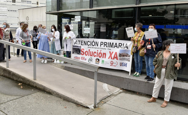La Xerencia del área dice que las listas de contratación de enfermería están vacías
