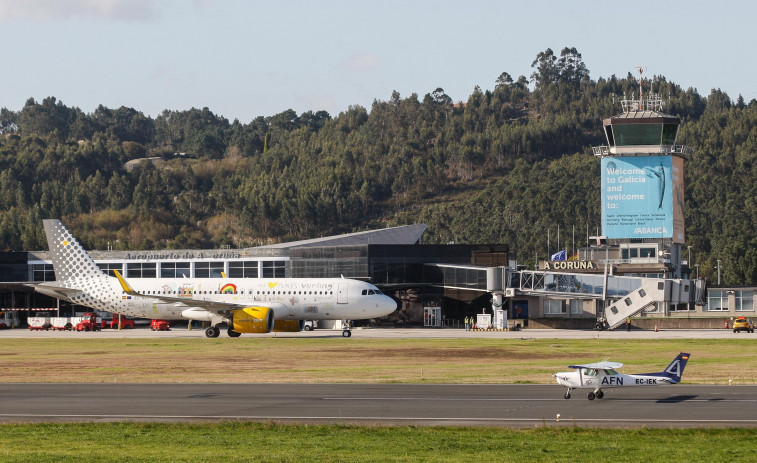 Binter redobla la apuesta mientras Vueling apaga la conexión sevillana