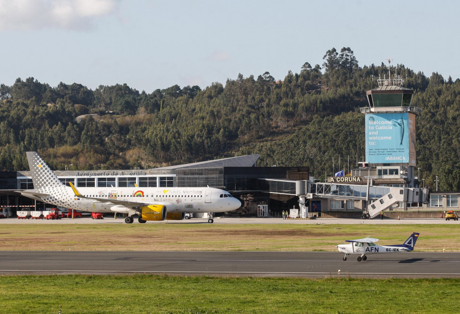 Binter redobla la apuesta mientras Vueling apaga la conexión sevillana