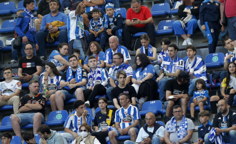 Los abonados del Depor tienen hasta las 17 horas para comprar; la venta libre, a las 18 horas