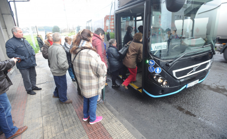 Arteixo introduce cambios en los horarios de las líneas rurales del transporte municipal